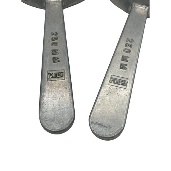 Set of 3 Twoyco Cast Aluminum 250 MM Scoops Ice Flour Farmhouse Kitchen - Picture 8 of 8